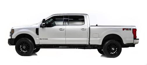 2019 Ford F-250 Lariat 4x4 4dr Crew Cab 6.8 ft. SB Pickup