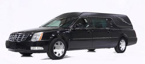 Photo 1 of 32 of 2007 Cadillac DTS