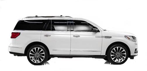 2019 Lincoln Navigator Select