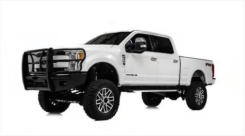 2017 Ford F-250 Lariat 4x4 4dr Crew Cab 6.8 ft. SB Pickup