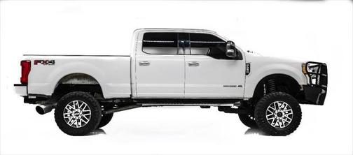 2017 Ford F-250 Lariat 4x4 4dr Crew Cab 6.8 ft. SB Pickup