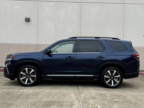 2023 Honda Pilot Elite AWD 4dr SUV