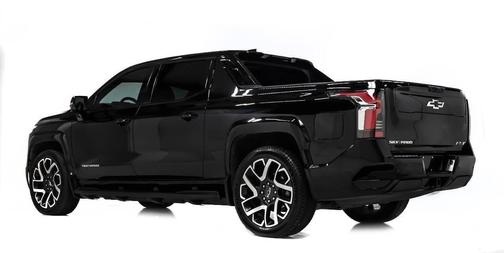 2024 Chevrolet Silverado EV RST AWD 4dr Crew Cab 5.9 ft. SB