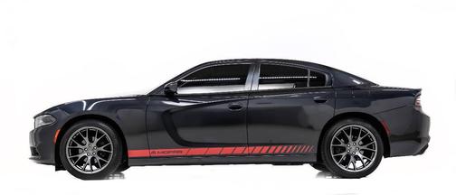 2016 Dodge Charger SE