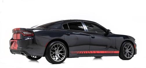 2016 Dodge Charger SE