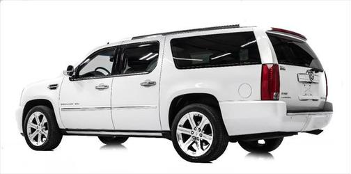 2011 Cadillac Escalade ESV Base