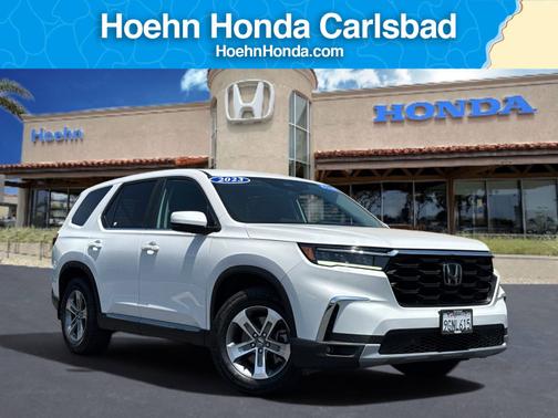 Platinum White Pearl 2023 Honda Pilot