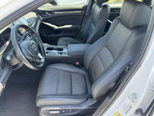 2022 Honda Accord Hybrid
