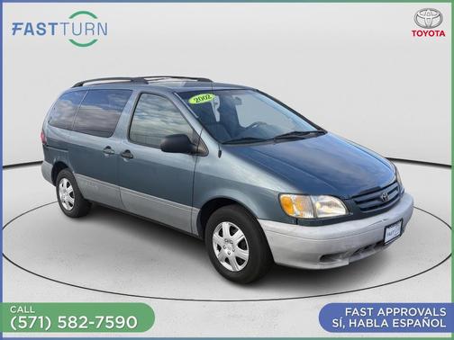 2002 Toyota Sienna LE
