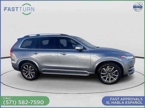 2016 Volvo XC90 T6 Momentum