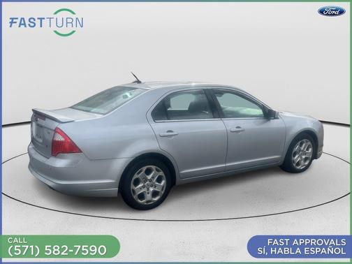 Brilliant Silver Metallic 2010 Ford Fusion SE