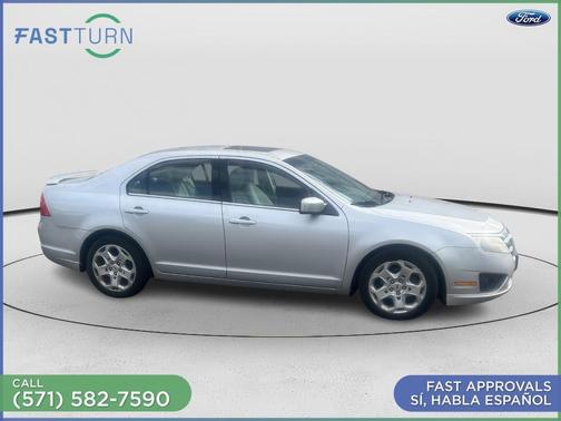 Brilliant Silver Metallic 2010 Ford Fusion SE