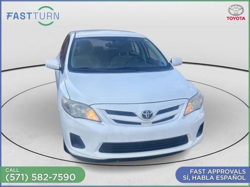 Classic Silver Metallic 2013 Toyota Corolla LE