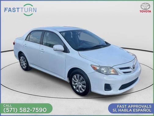 Classic Silver Metallic 2013 Toyota Corolla LE