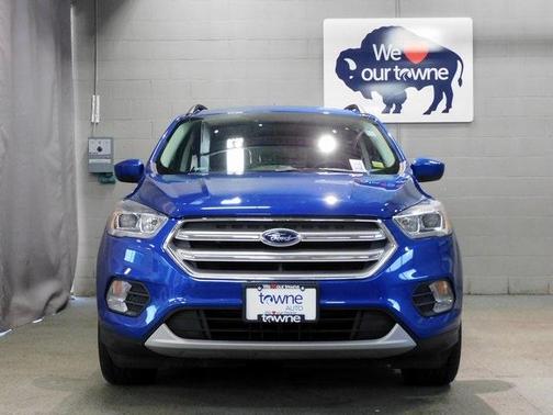 Photo 4 of 24 of 2019 Ford Escape SEL