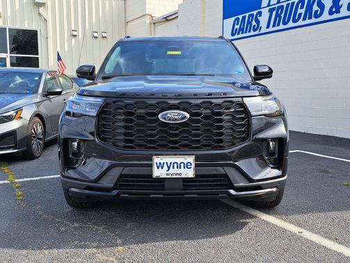AGATE BLACK METALLIC 2026 Ford Explorer ST-Line