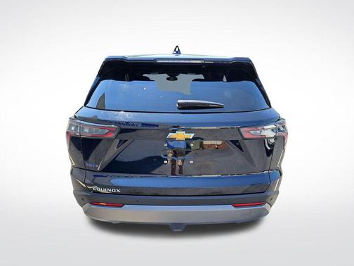 Mosaic Black Metallic 2026 Chevrolet Equinox 1LT