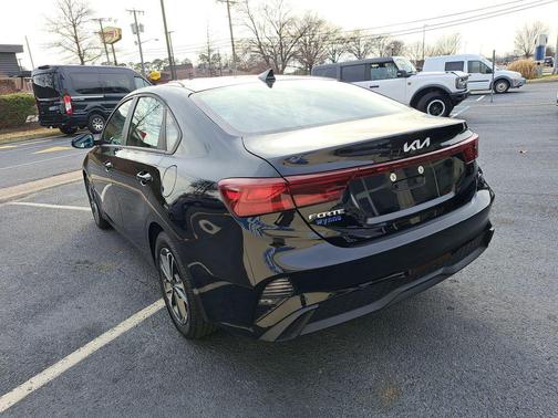 2022 Kia Forte LXS