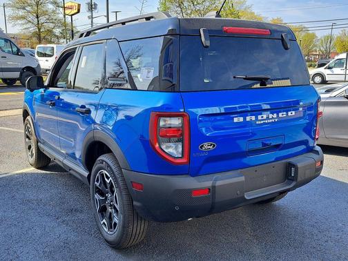 VELOCITY BLUE METALLIC 2026 Ford Bronco Sport Outer Banks