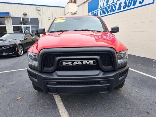 2024 RAM 1500 Classic Warlock Crew Cab 4x2 5'7' Box
