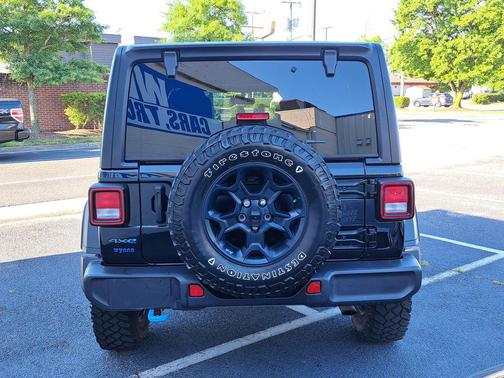 Black Clearcoat 2023 Jeep Wrangler 4xe Willys