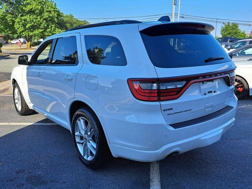 White Knuckle Clearcoat 2024 Dodge Durango GT Plus