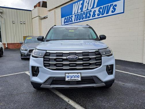 SPACE WHITE METALLIC 2026 Ford Explorer Active