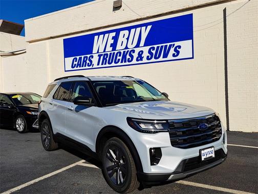 SPACE WHITE METALLIC 2026 Ford Explorer Active