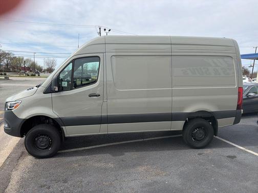 2026 Mercedes-Benz Sprinter 2500 Standard Roof