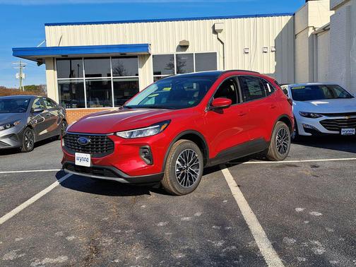 2026 Ford Escape PHEV SE