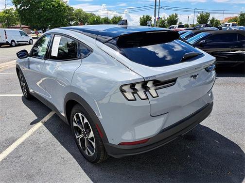 2024 Ford Mustang Mach-E Select