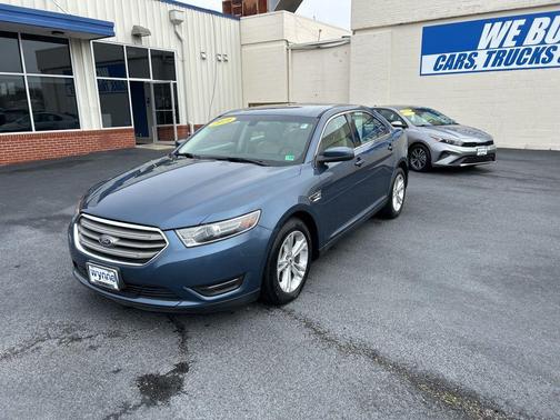 2019 Ford Taurus SEL