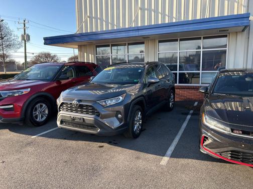 2021 Toyota RAV4 XLE Premium