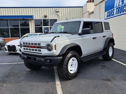 AVALANCHE GRAY 2026 Ford Bronco Heritage Edition
