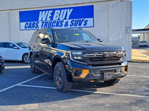 AGATE BLACK METALLIC 2026 Ford Expedition Tremor