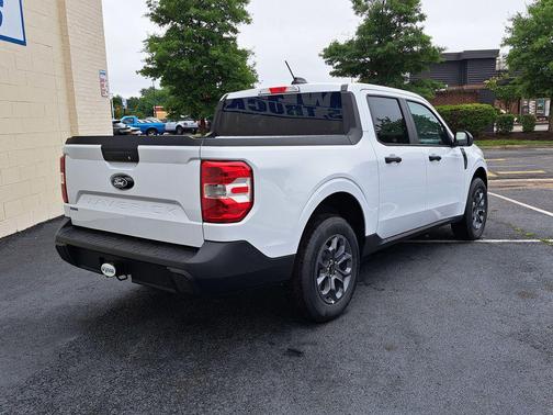 OXFORD WHITE 2026 Ford Maverick XLT
