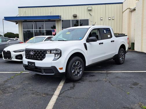 OXFORD WHITE 2026 Ford Maverick XLT