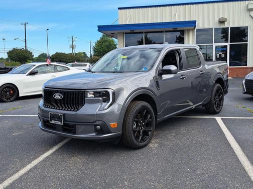 CARBONIZED GRAY METALLIC 2026 Ford Maverick Lobo Standard
