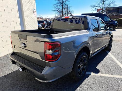CARBONIZED GRAY METALLIC 2026 Ford Maverick Lobo Standard