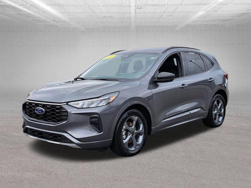 Carbonized Gray Metallic 2024 Ford Escape ST-Line