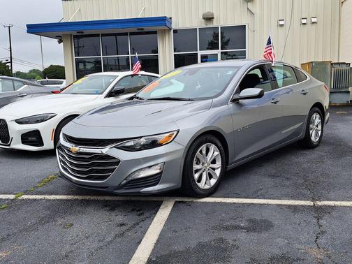 Sterling Gray Metallic 2023 Chevrolet Malibu FWD 1LT
