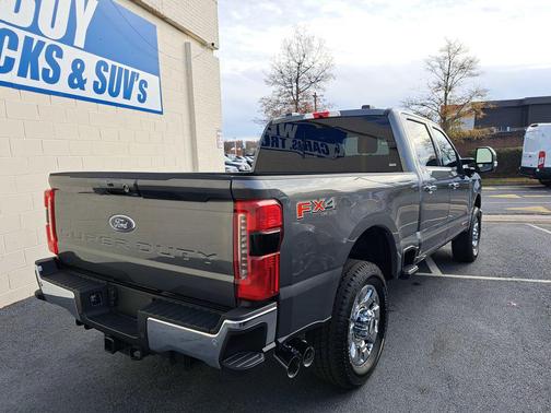 CARBONIZED GRAY 2026 Ford F-250 Lariat