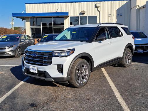 2026 Ford Explorer Active w/200A Pkg