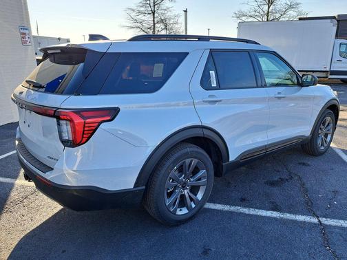 2026 Ford Explorer Active w/200A Pkg