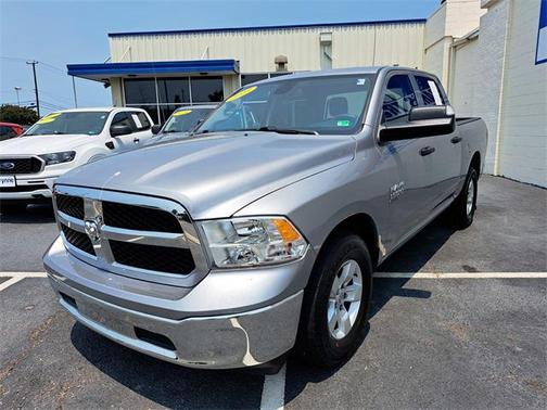 2023 RAM 1500 Classic SLT