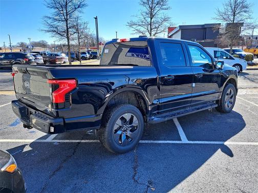 2025 Ford F-150 Lightning Flash