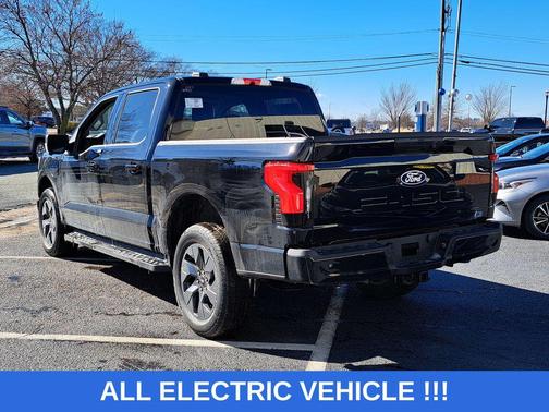 AGATE BLACK METALLIC 2025 Ford F-150 Lightning Flash