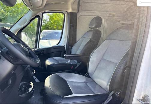 Bright White Clearcoat 2025 RAM ProMaster 2500 Tradesman