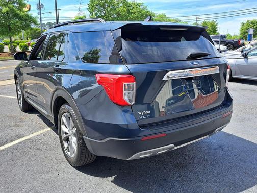 STONE BLUE METALLIC 2023 Ford Explorer XLT