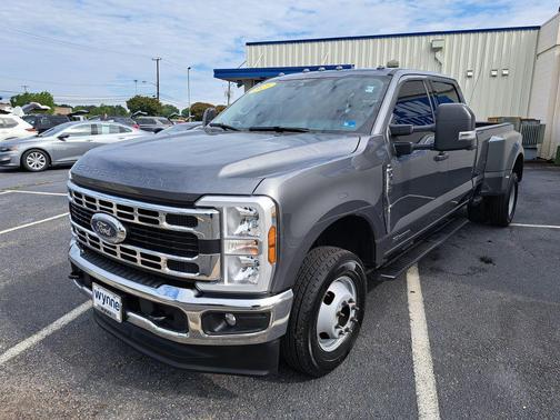 CARBONIZED GRAY 2025 Ford F-350 XLT